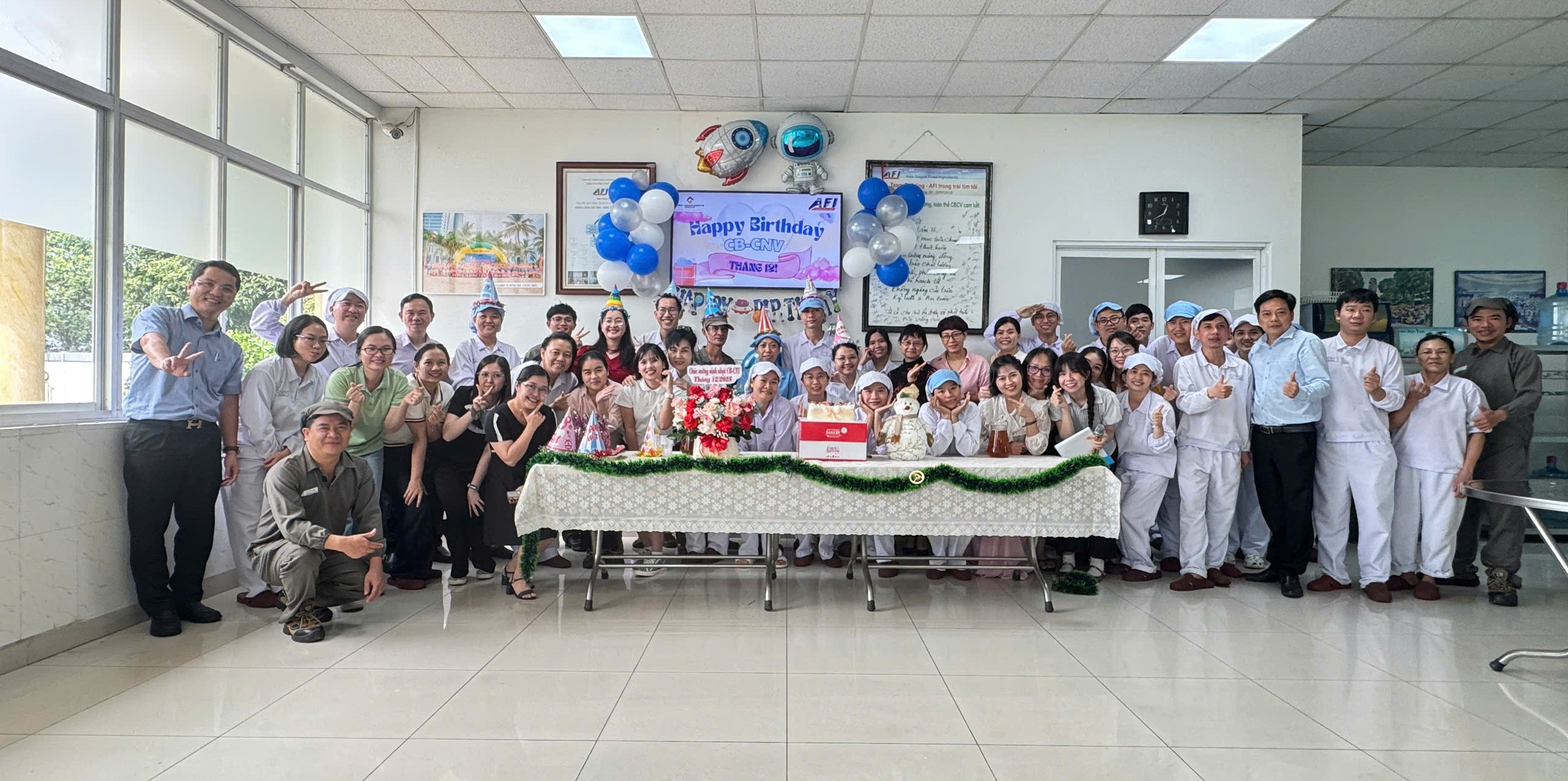 🎉 CHÚC MỪNG SINH NHẬT CÁC ĐỒNG NGHIỆP THÁNG 12 🎉